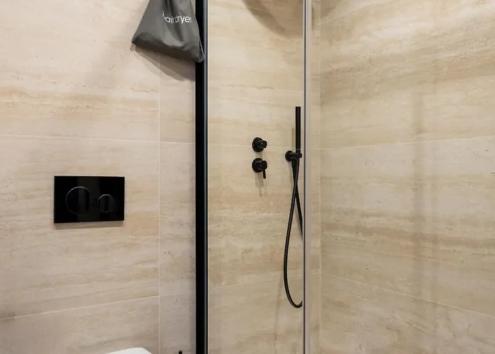 מלון Boutique Piedra Centre 3*