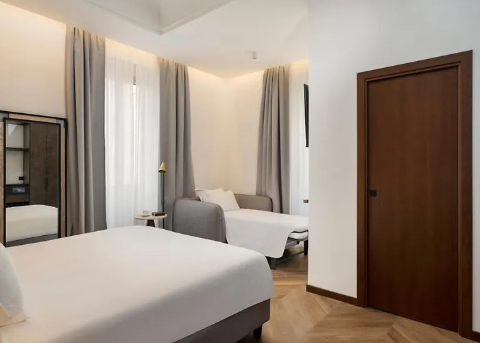 מלון Boutique Piedra Centre 3*