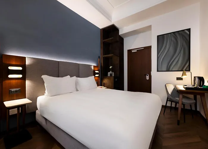 Boutique Piedra Centre 3* רומא