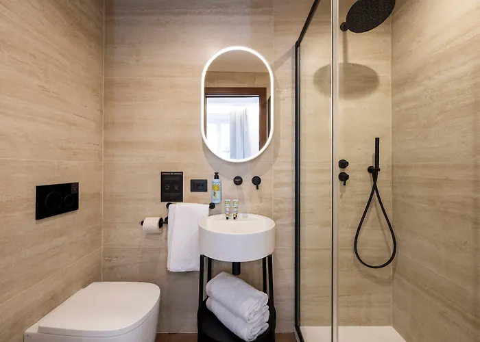 Boutique Piedra Centre 3* רומא