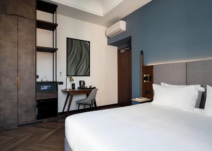 Boutique Piedra Centre 3*